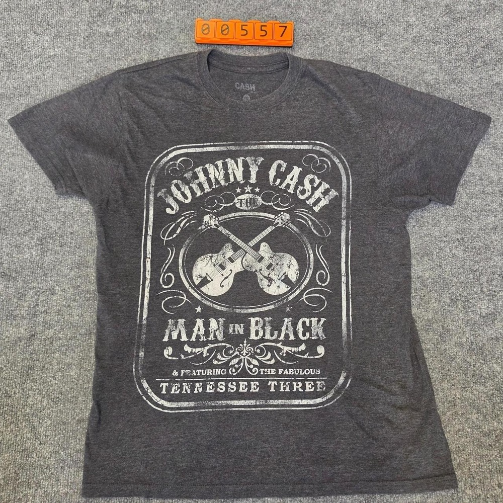 Johnny Cash Man In Black Graphic Tee size Medium